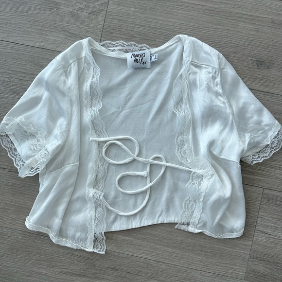 Princess Polly Vintage Tie Up Top White - Picture 2 of 2